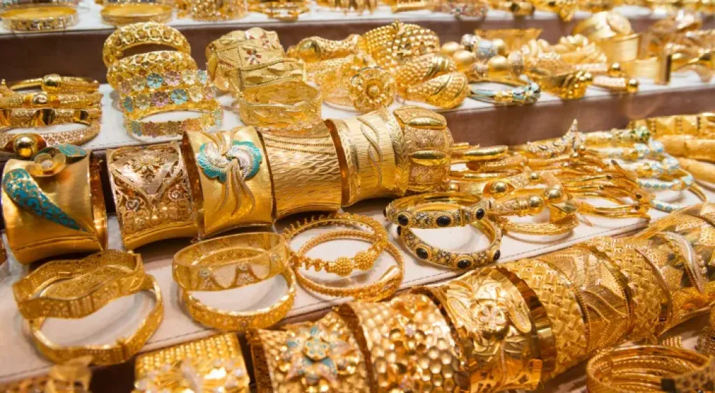 تغير مفاجئ .. أسعار الذهب في جزر القمر بداية تعاملات اليوم الأحد 31- 8 - 2025